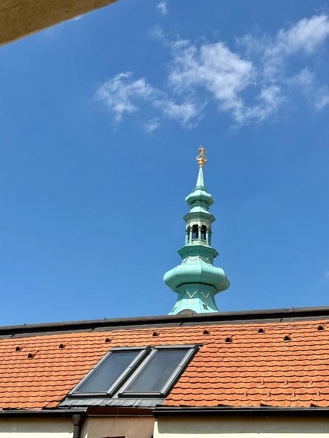 Michalska Residences Bratislava Esterno foto