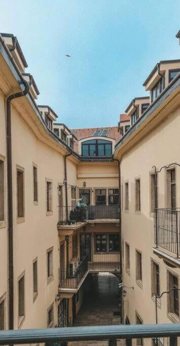 Michalska Residences Bratislava Esterno foto