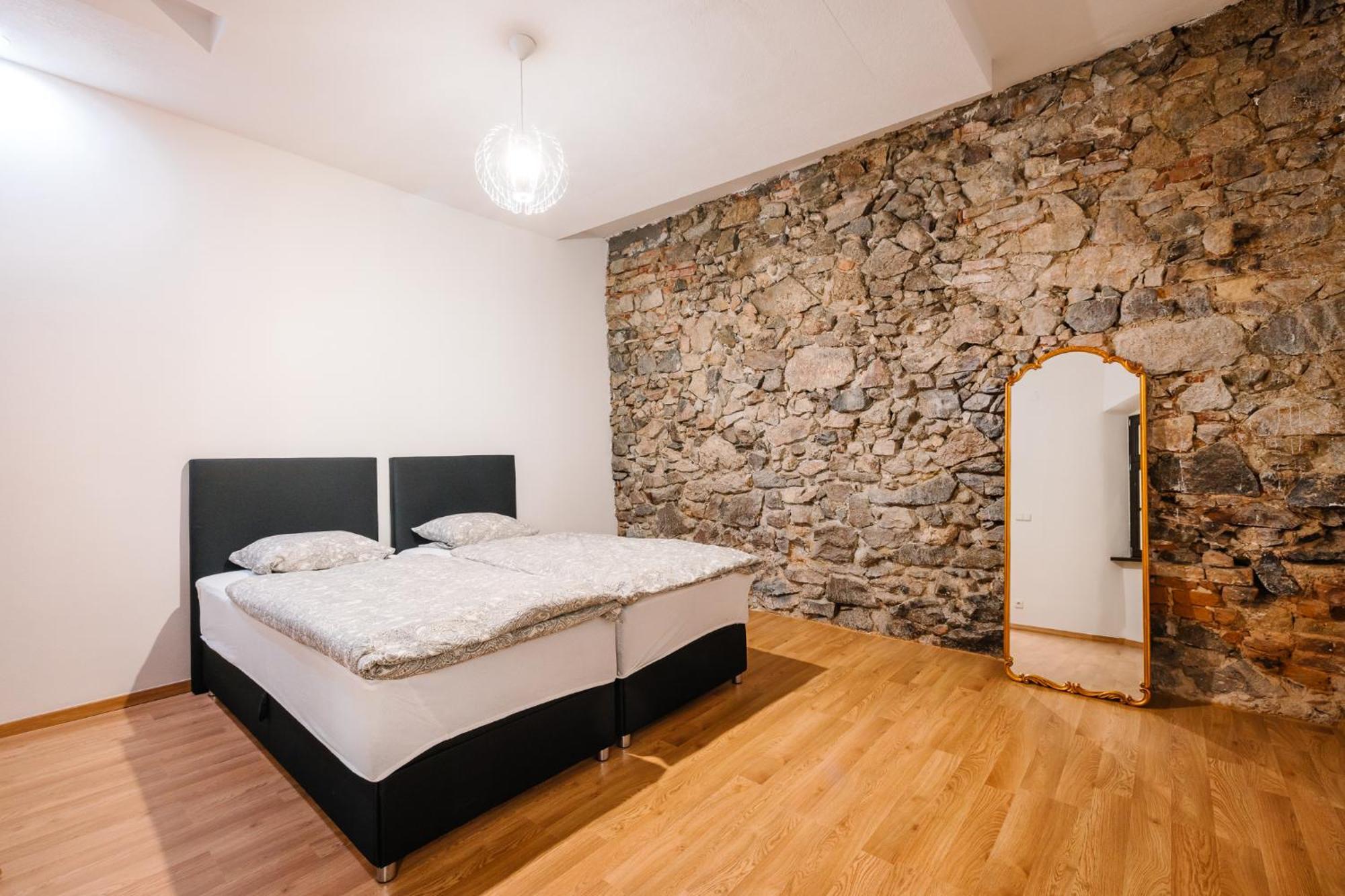 Michalska Residences Bratislava Esterno foto